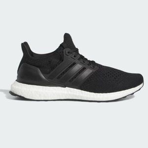 ADIDAS ULTRABOOST NEW WITH TAGS womens US 5.5